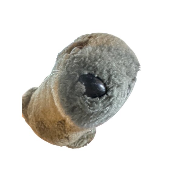 Dakin Seal Plush Finnegan 10" Grey Realistic Seal Stuffed Animal 1976 Vintage - Picture 1 of 7